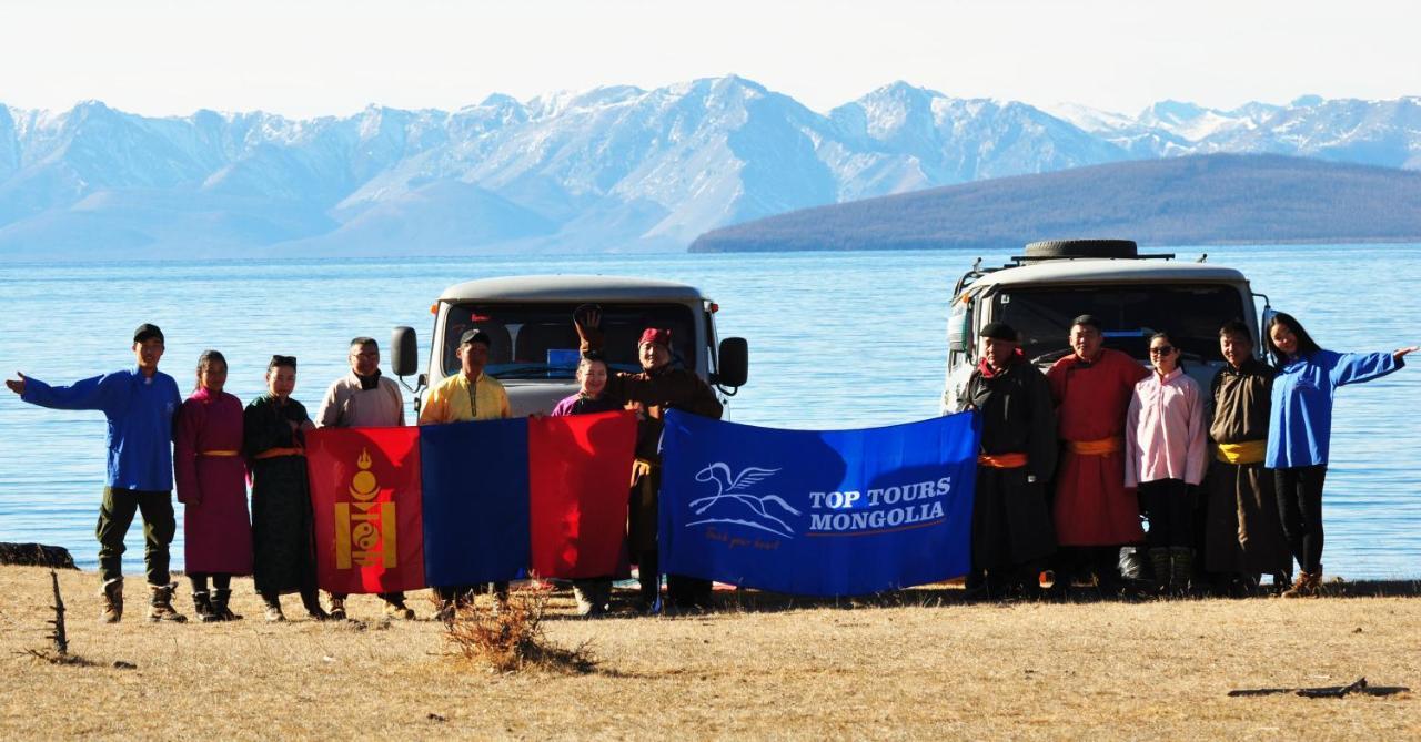 Top Tour & Guesthouse Mongolia อูลานบาตอร์ ภายนอก รูปภาพ